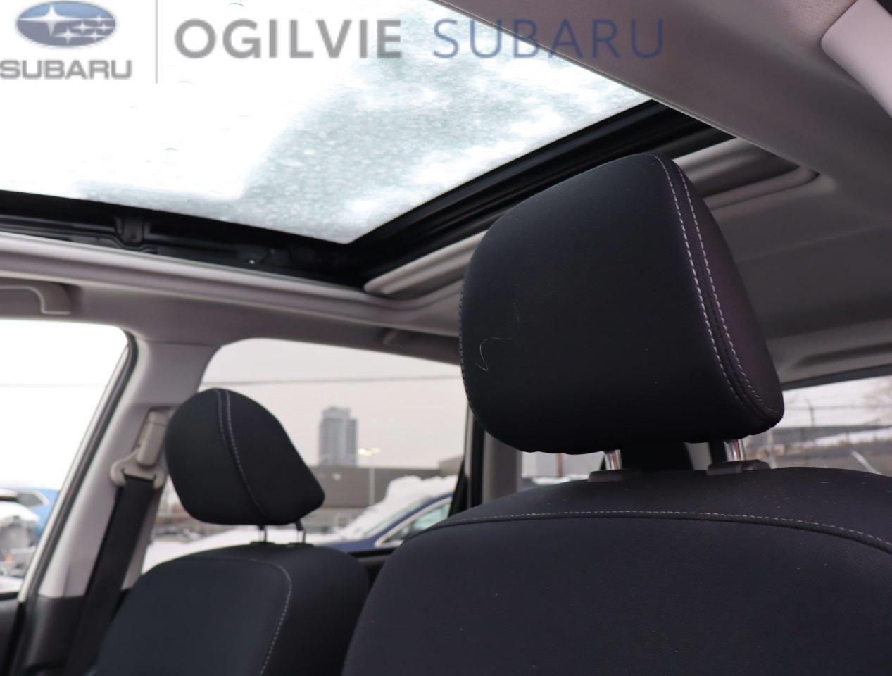 2017 Subaru Forester 2.5i Touring w/Technology Package Option (CVT) 4dr All-Wheel Drive Photo