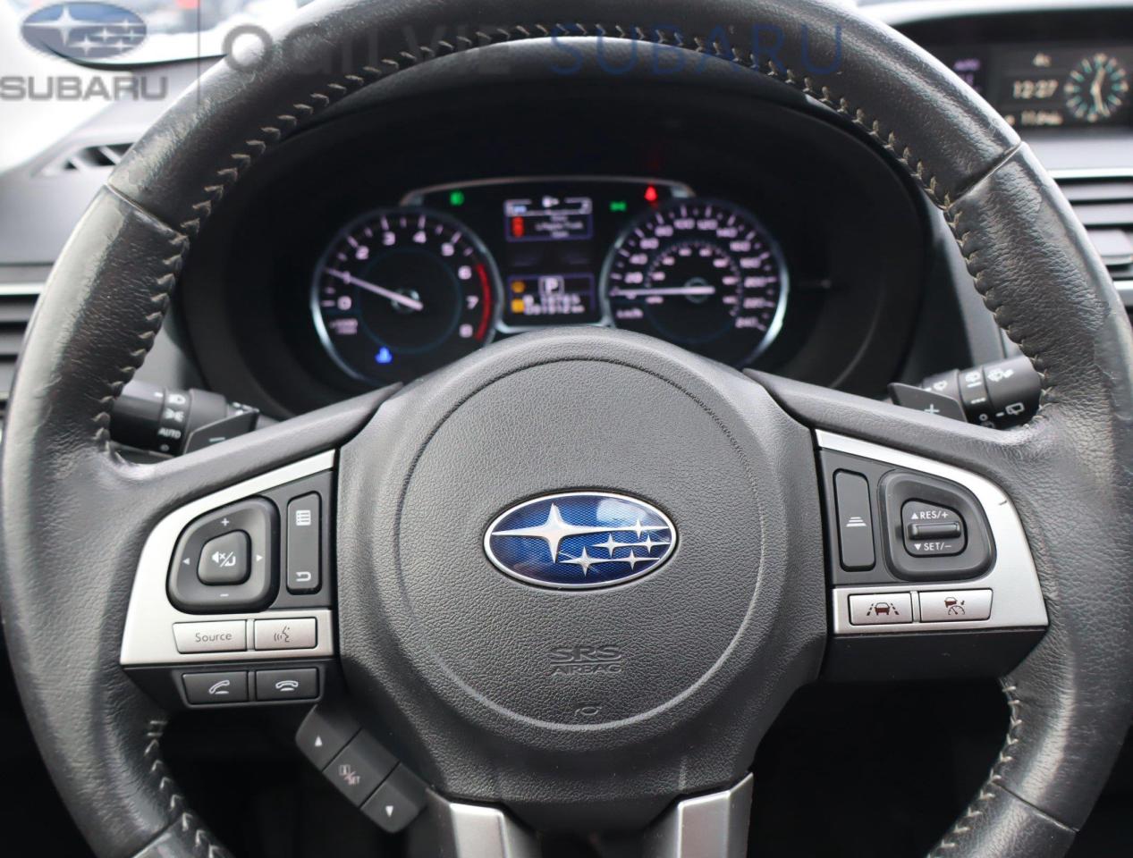 2017 Subaru Forester 2.5i Touring w/Technology Package Option (CVT) 4dr All-Wheel Drive Photo