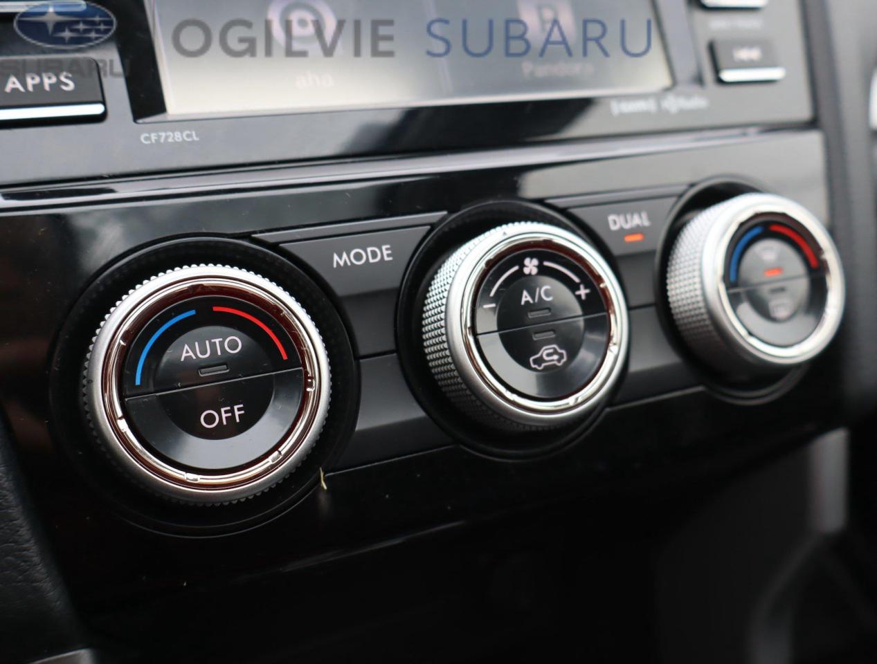 2017 Subaru Forester 2.5i Touring w/Technology Package Option (CVT) 4dr All-Wheel Drive Photo