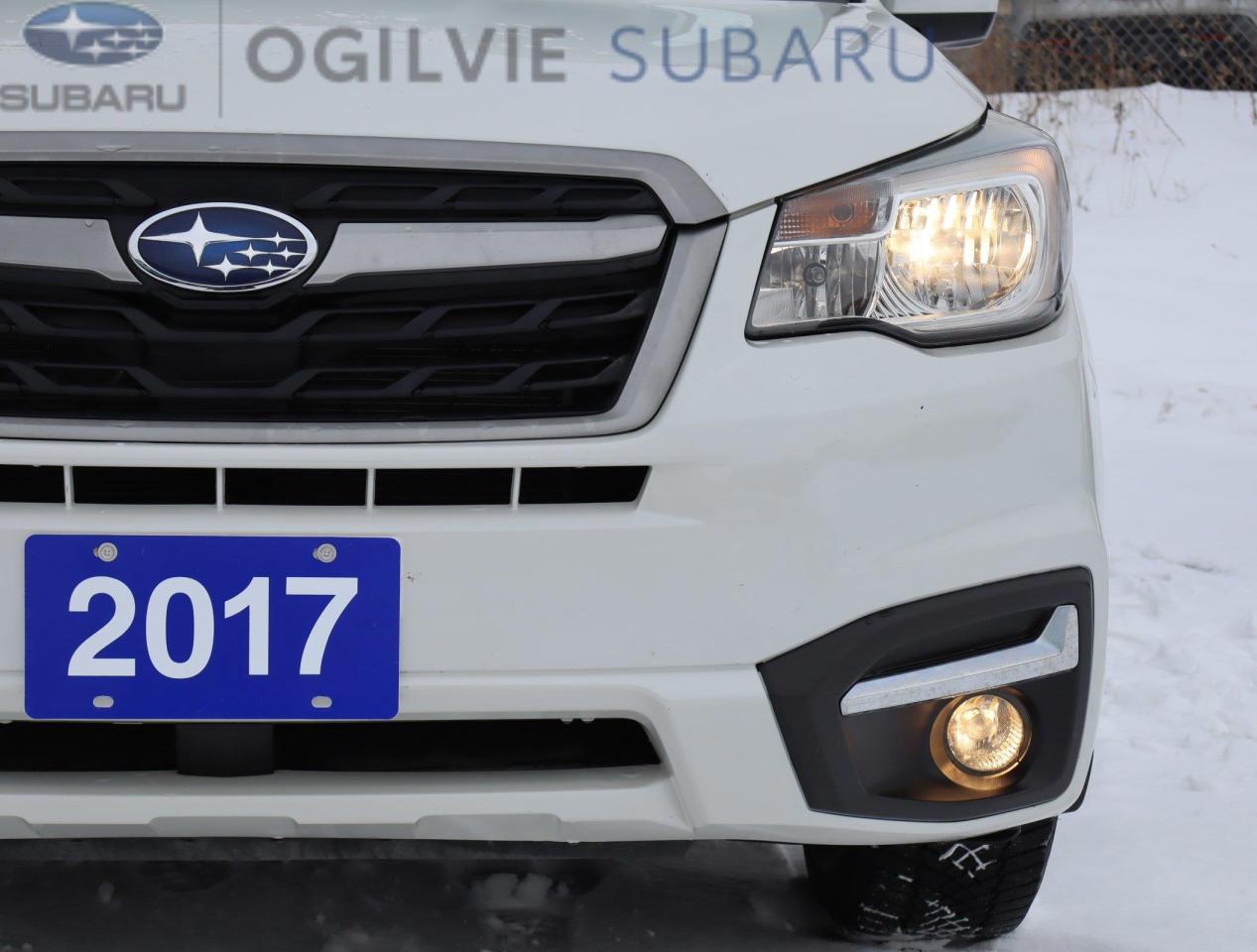 2017 Subaru Forester 2.5i Touring w/Technology Package Option (CVT) 4dr All-Wheel Drive Photo