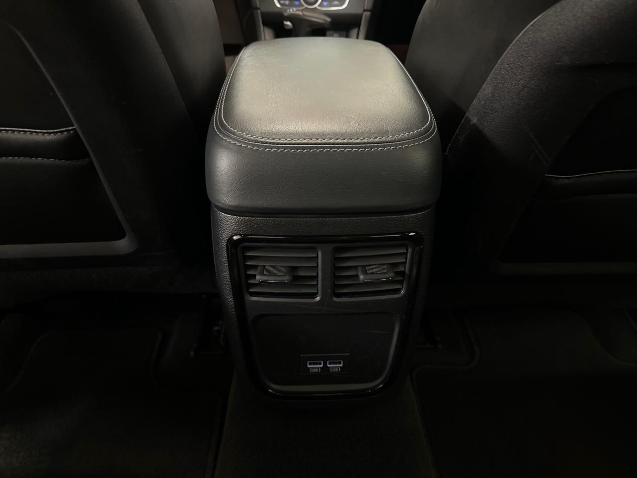 2023 Dodge Charger GT 4dr All-Wheel Drive Sedan Photo