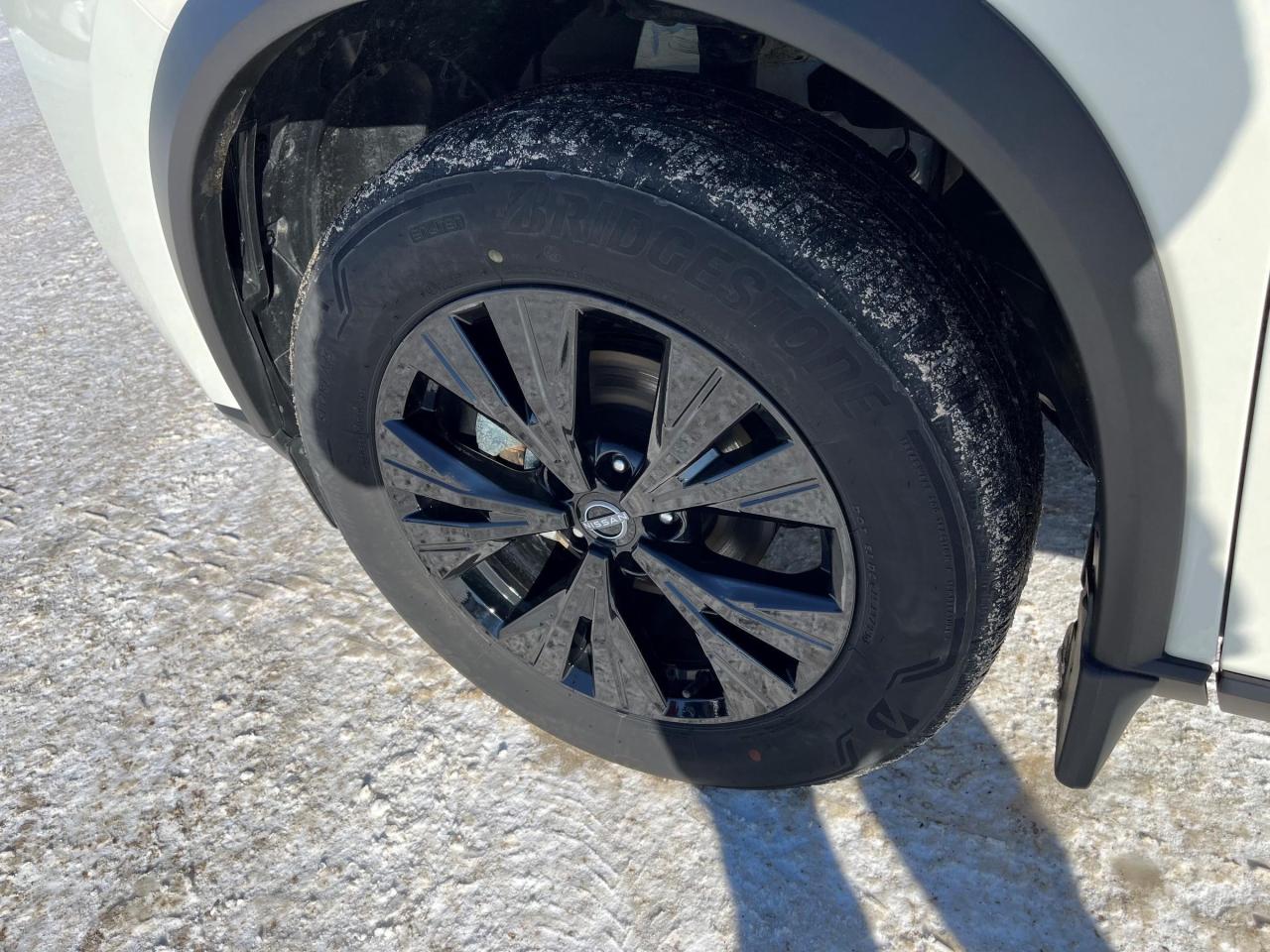 2023 Nissan Rogue SV Midnight Edition 4dr All-Wheel Drive Sport Utility Photo