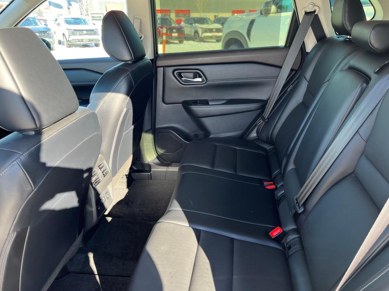 2023 Nissan Rogue SV Midnight Edition 4dr All-Wheel Drive Sport Utility Photo