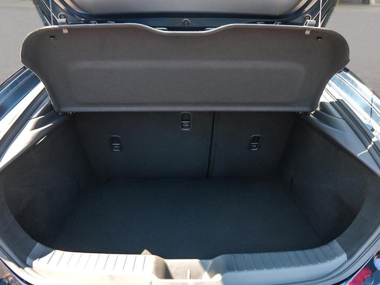 2025 Mazda 3 GS (A6) 4dr Front-Wheel Drive Sport Photo