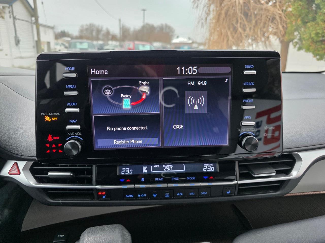 2022 Toyota Sienna LE 8-Passenger 4dr Front-Wheel Drive Passenger Van Photo