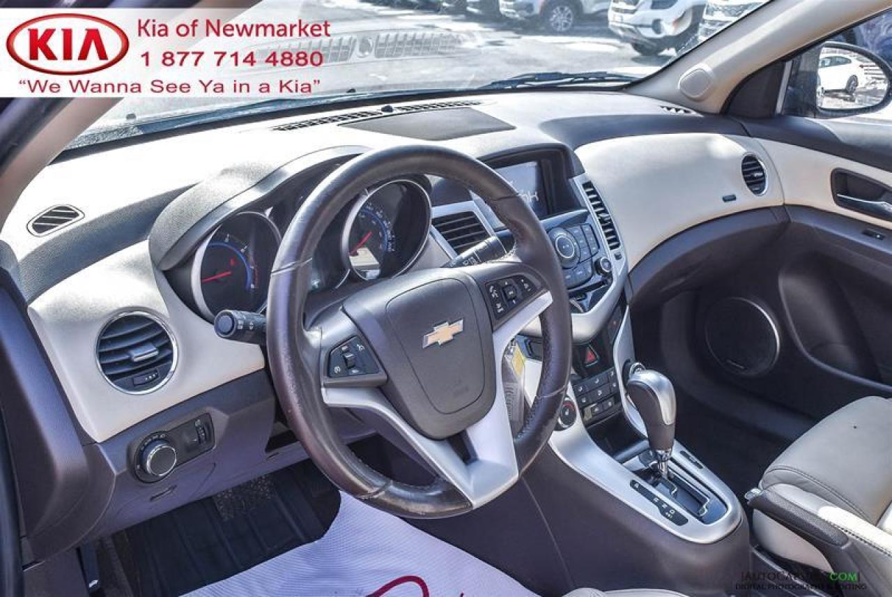 2015 Chevrolet Cruze LT 2LT 4dr Sedan Photo