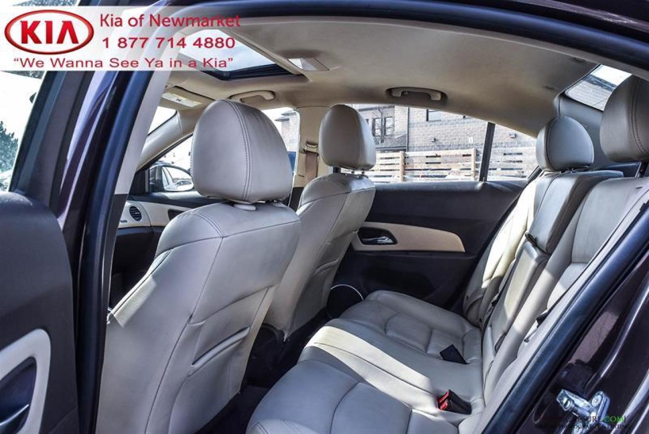 2015 Chevrolet Cruze LT 2LT 4dr Sedan Photo