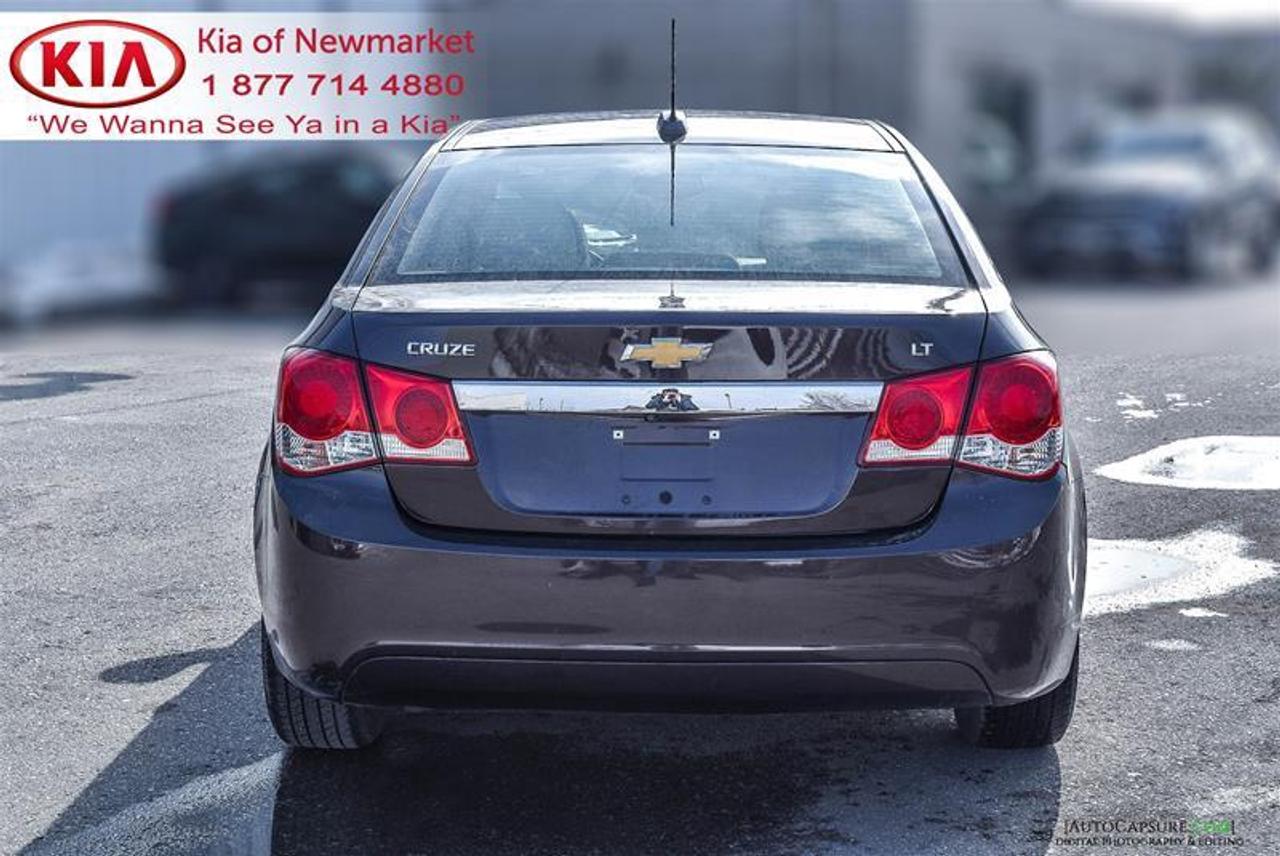 2015 Chevrolet Cruze LT 2LT 4dr Sedan Photo