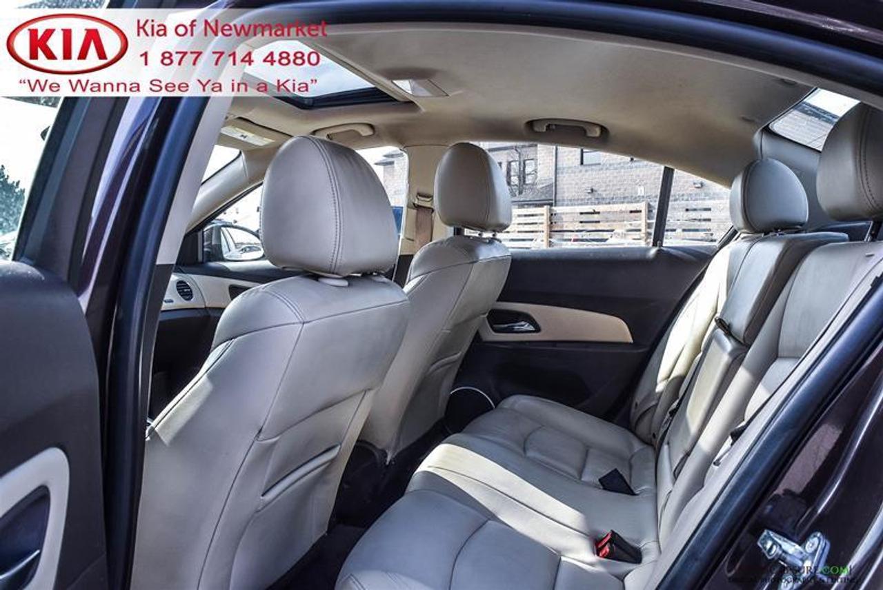 2015 Chevrolet Cruze LT 2LT 4dr Sedan Photo