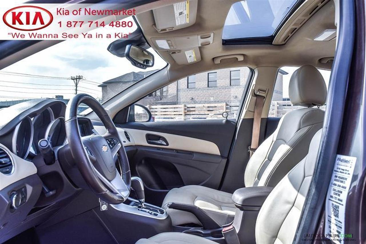 2015 Chevrolet Cruze LT 2LT 4dr Sedan Photo