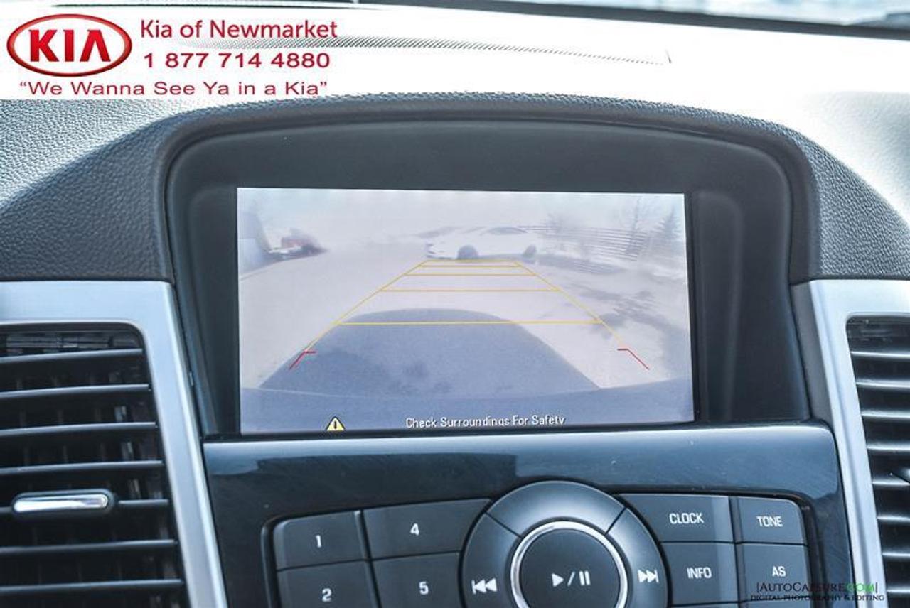 2015 Chevrolet Cruze LT 2LT 4dr Sedan Photo