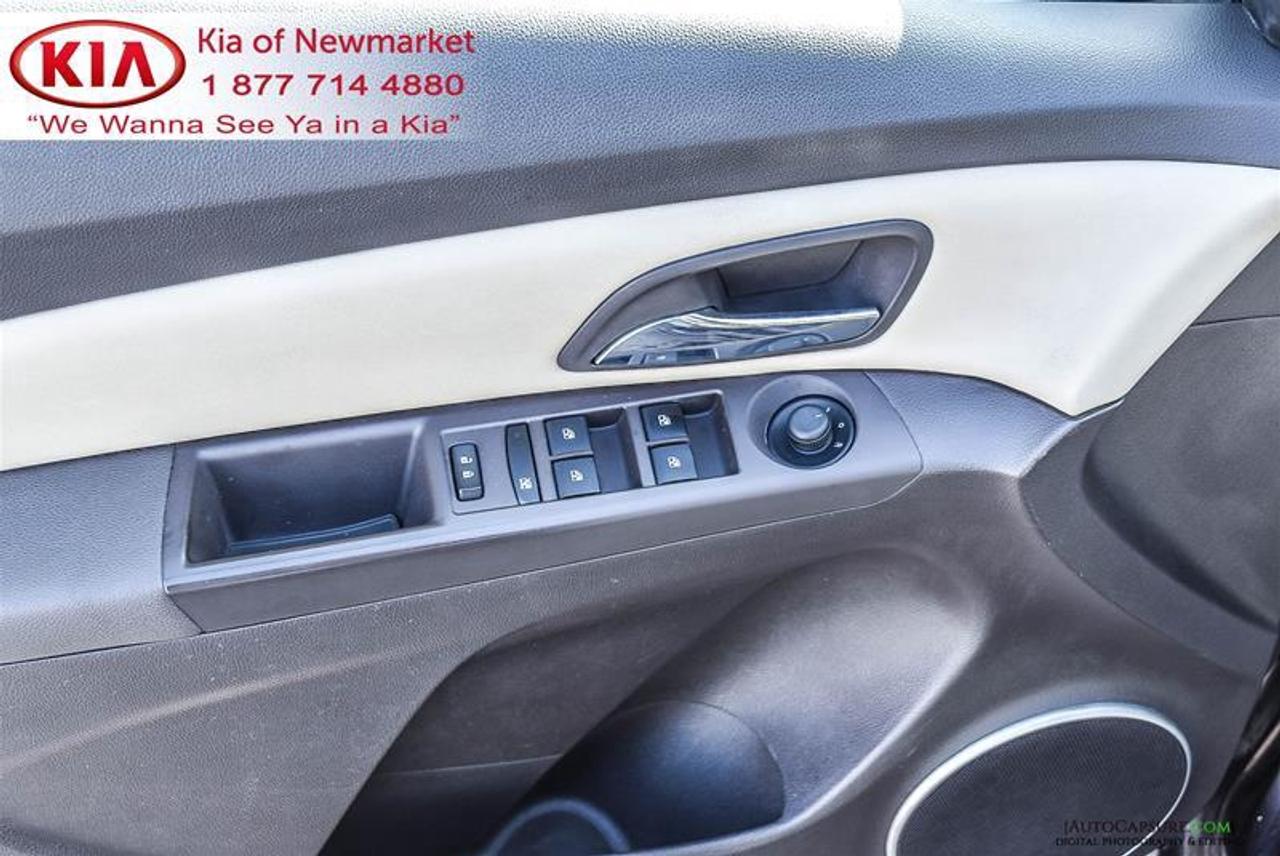 2015 Chevrolet Cruze LT 2LT 4dr Sedan Photo