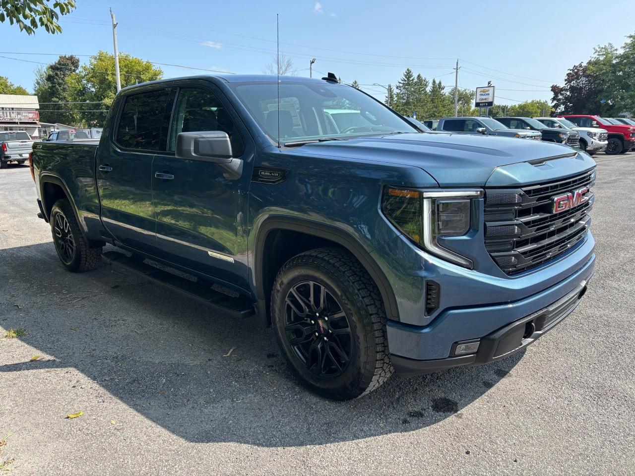 2026 GMC Sierra 1500 Crew Cab Standard Box 4-Wheel Drive Elevation Photo