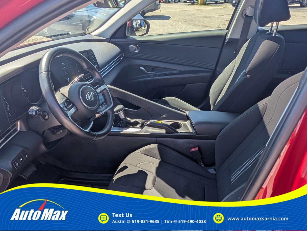 2022 Hyundai Elantra Preferred w/Sun & Tech Pkg 4dr Sedan Photo