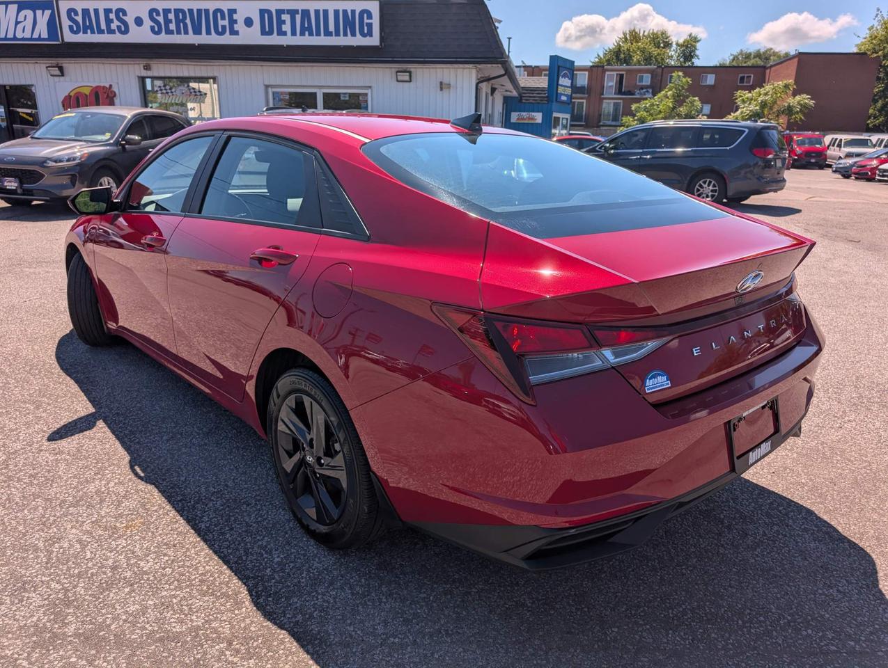 2022 Hyundai Elantra Preferred w/Sun & Tech Pkg 4dr Sedan Photo