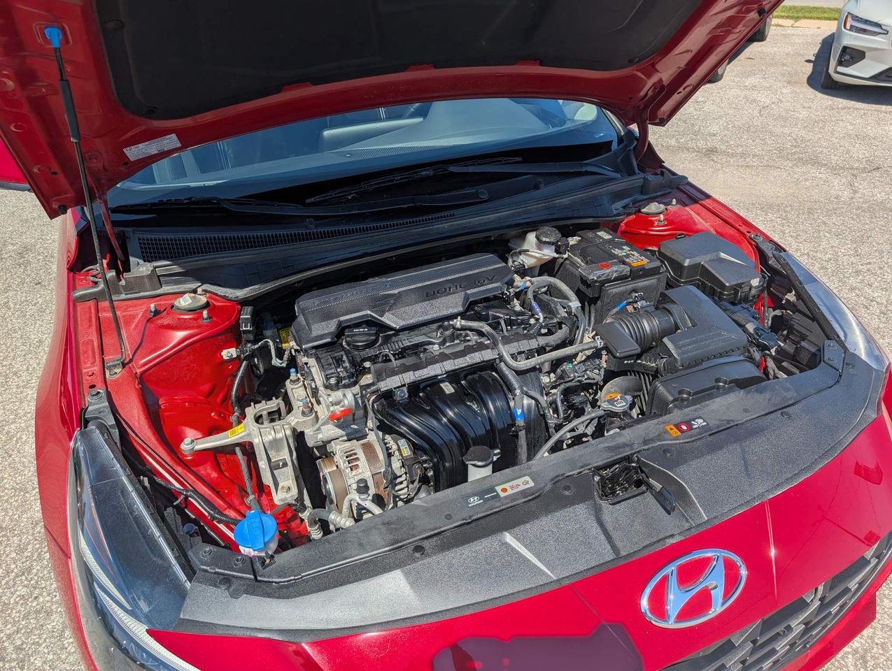 2022 Hyundai Elantra Preferred w/Sun & Tech Pkg 4dr Sedan Photo