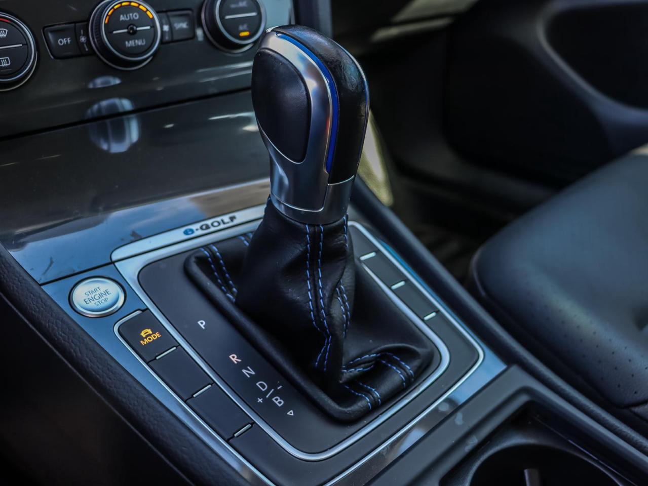 2019 Volkswagen e-Golf Comfortline 4dr Hatchback Photo