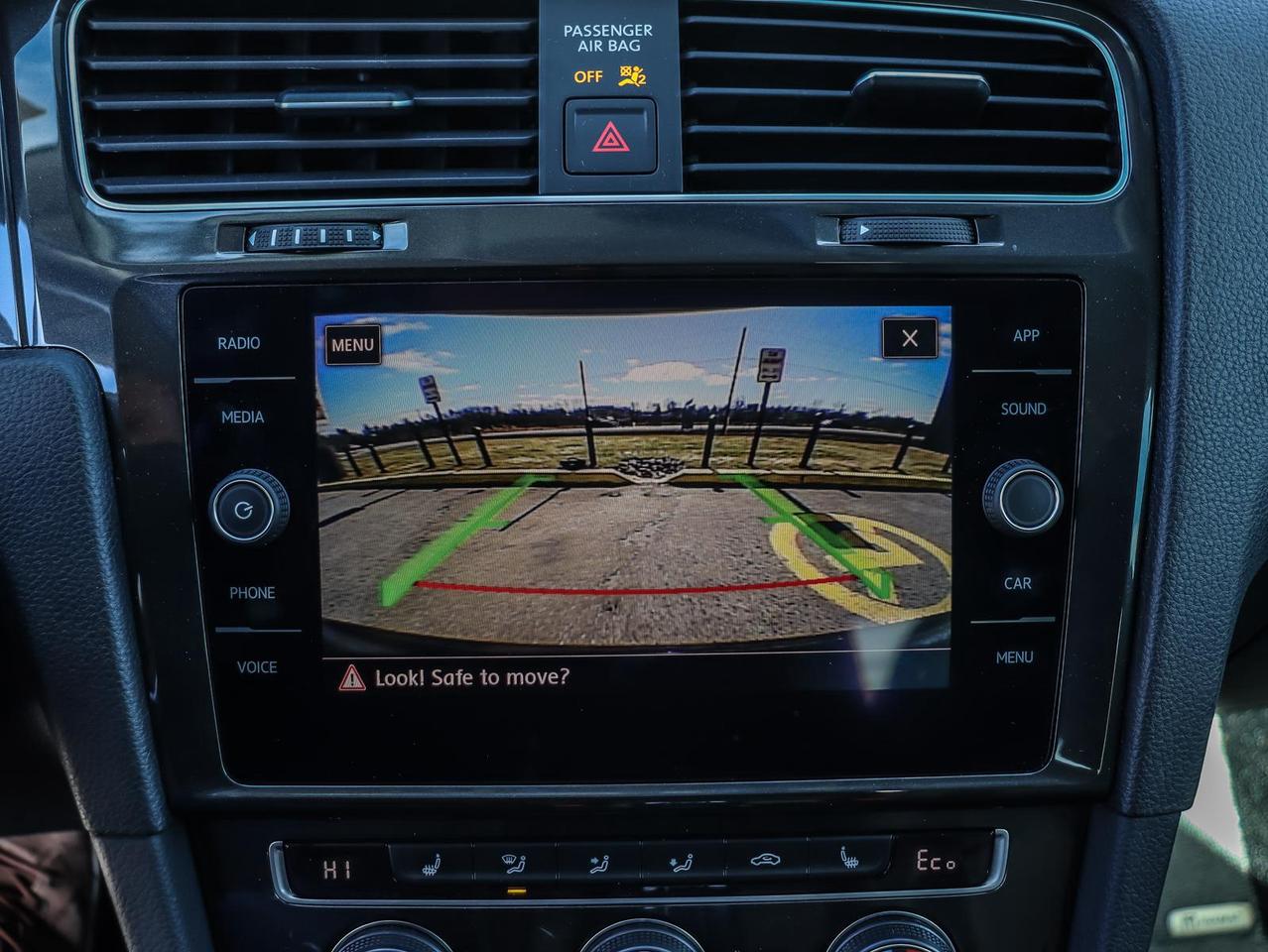 2019 Volkswagen e-Golf Comfortline 4dr Hatchback Photo