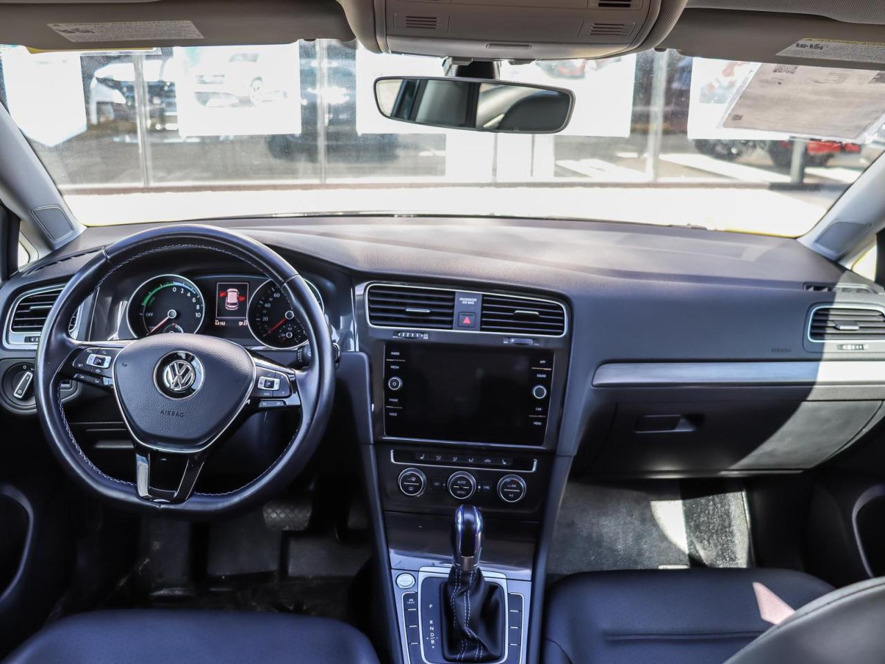 2019 Volkswagen e-Golf Comfortline 4dr Hatchback Photo