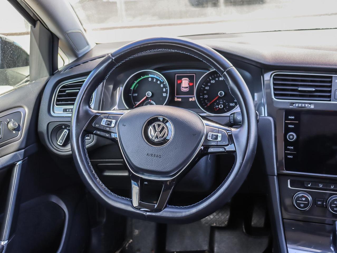2019 Volkswagen e-Golf Comfortline 4dr Hatchback Photo