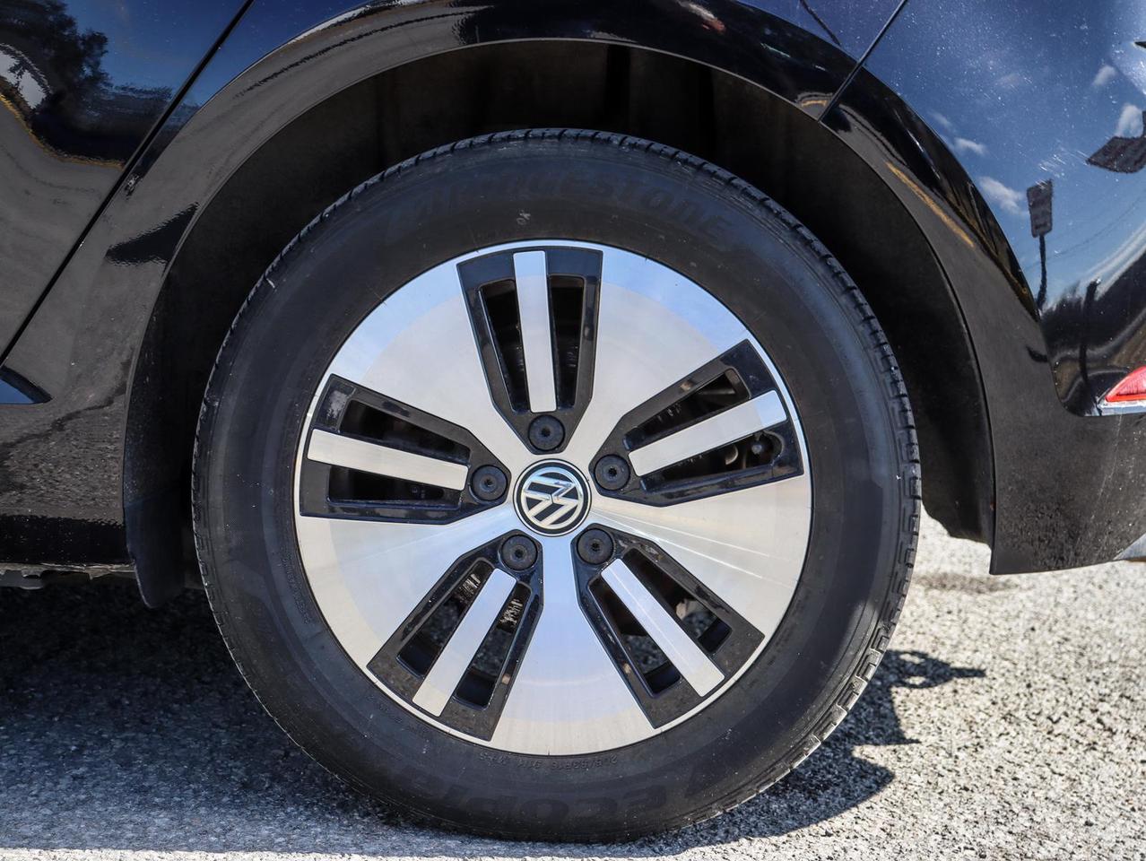 2019 Volkswagen e-Golf Comfortline 4dr Hatchback Photo
