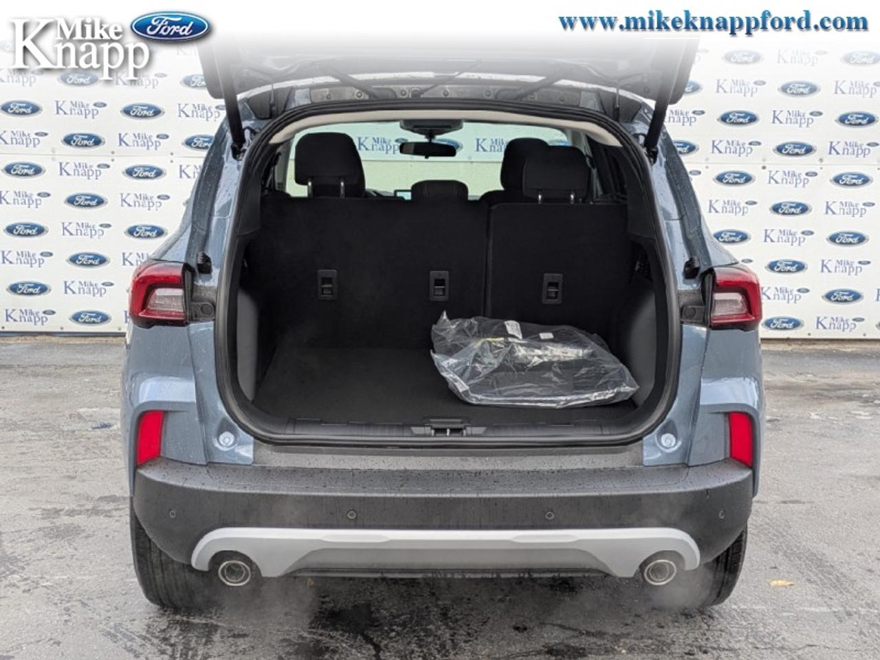 2026 Ford Escape Active AWD Photo4