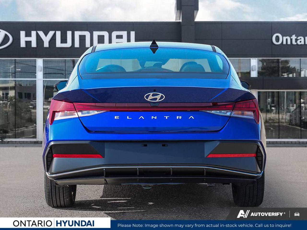 2026 Hyundai Elantra Luxury w/Two-Tone Interior 4dr Sedan Photo4