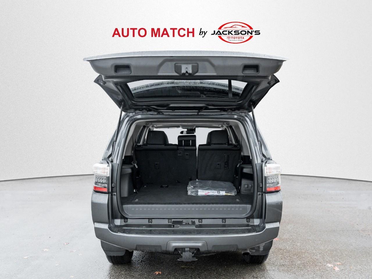 2023 Toyota 4Runner Base 4dr 4x4 Photo