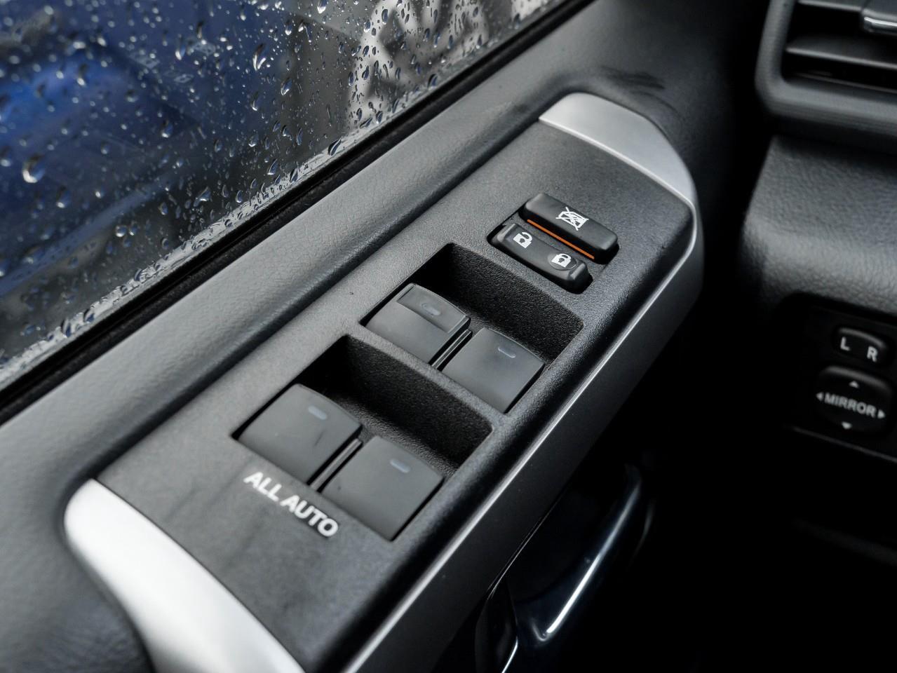 2023 Toyota 4Runner Base 4dr 4x4 Photo