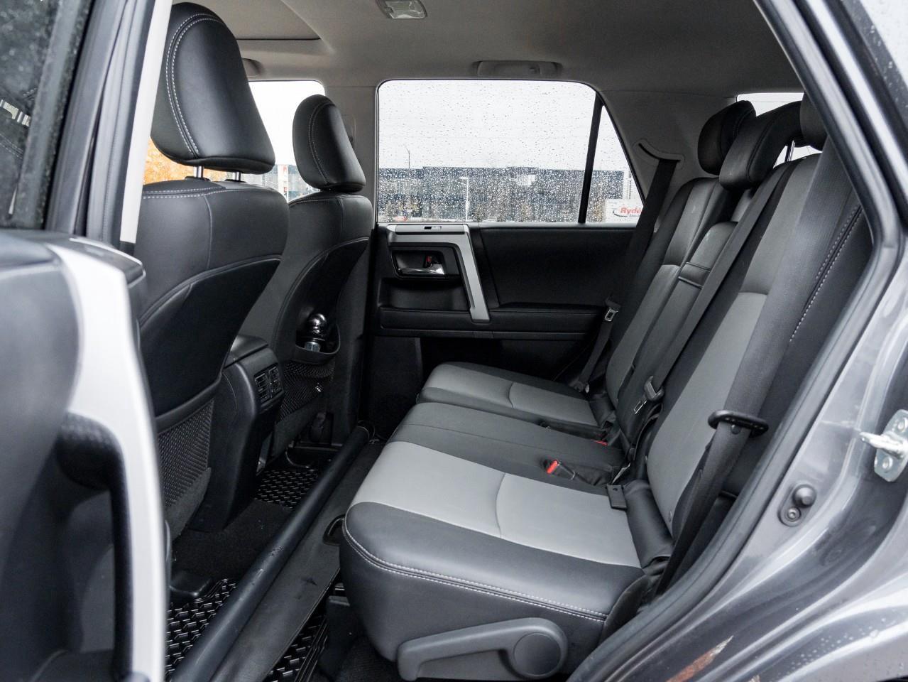 2023 Toyota 4Runner Base 4dr 4x4 Photo