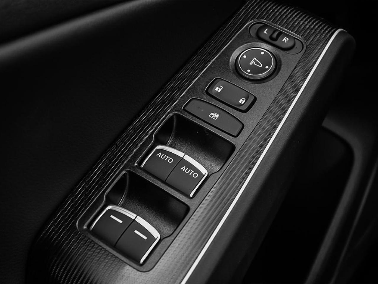 2025 Honda Civic Hybrid Sport Touring 4dr Sedan Photo