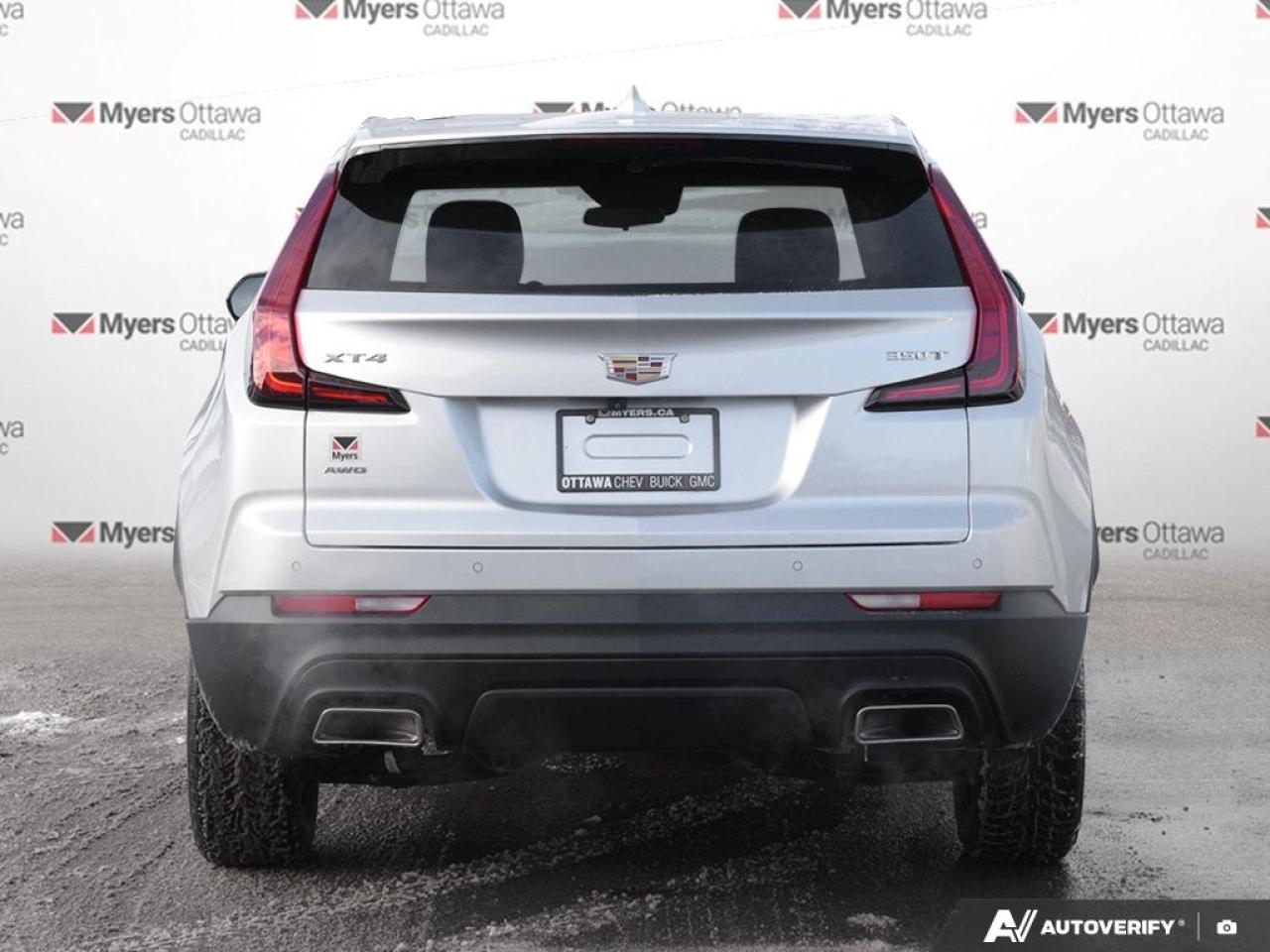 2022 Cadillac XT4 LUXURY AWD Photo