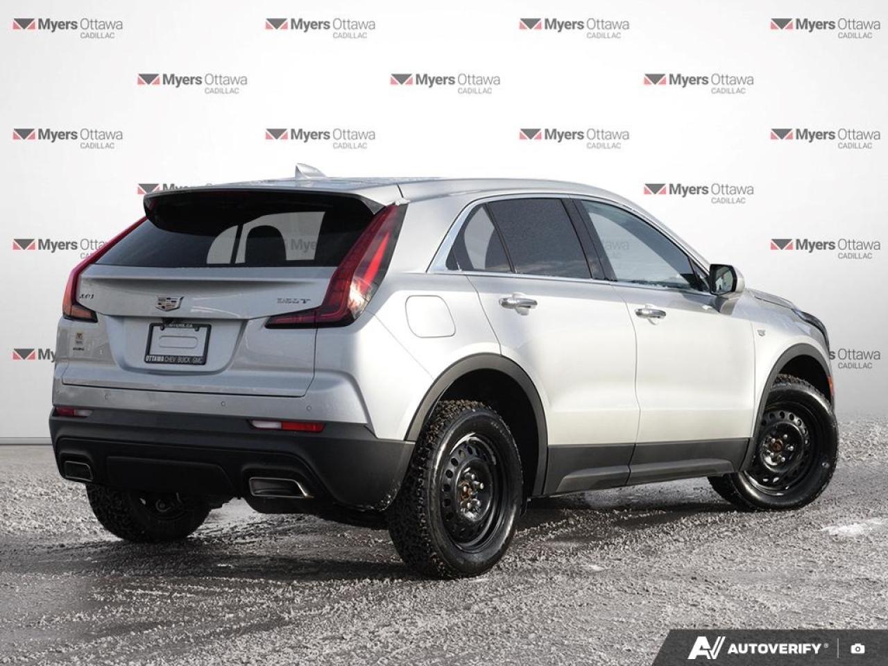 2022 Cadillac XT4 LUXURY AWD Photo