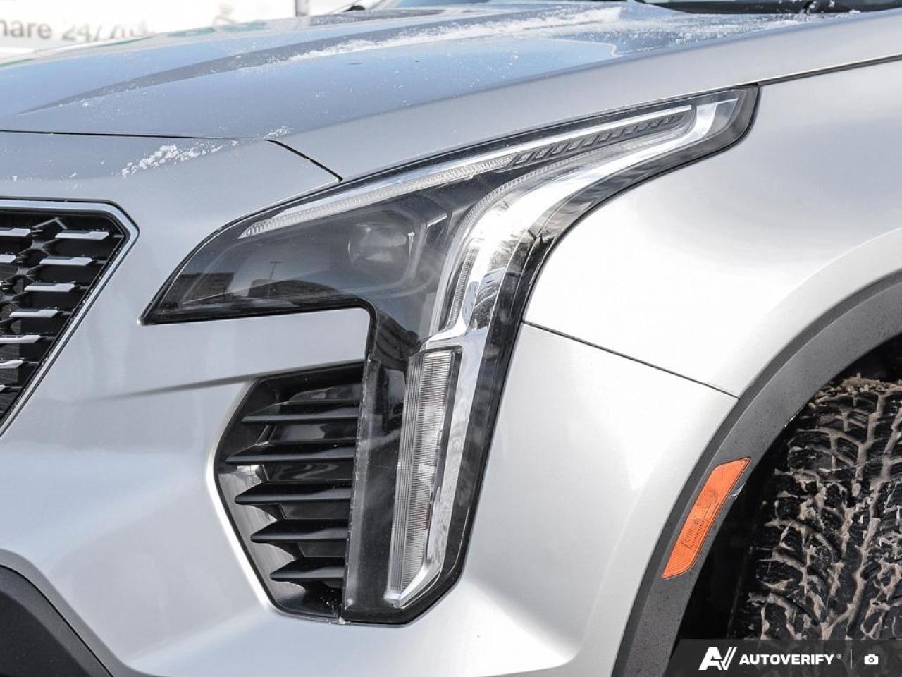 2022 Cadillac XT4 LUXURY AWD Photo
