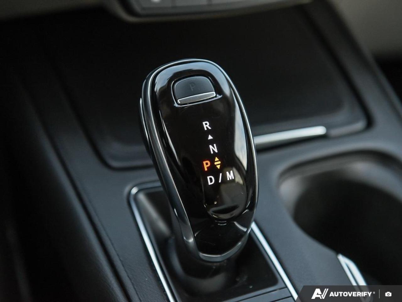 2022 Cadillac XT4 LUXURY AWD Photo