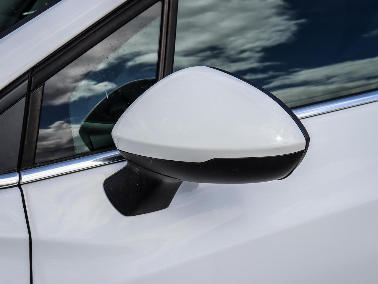2018 Chevrolet Cruze LT Auto 4dr Sedan Photo