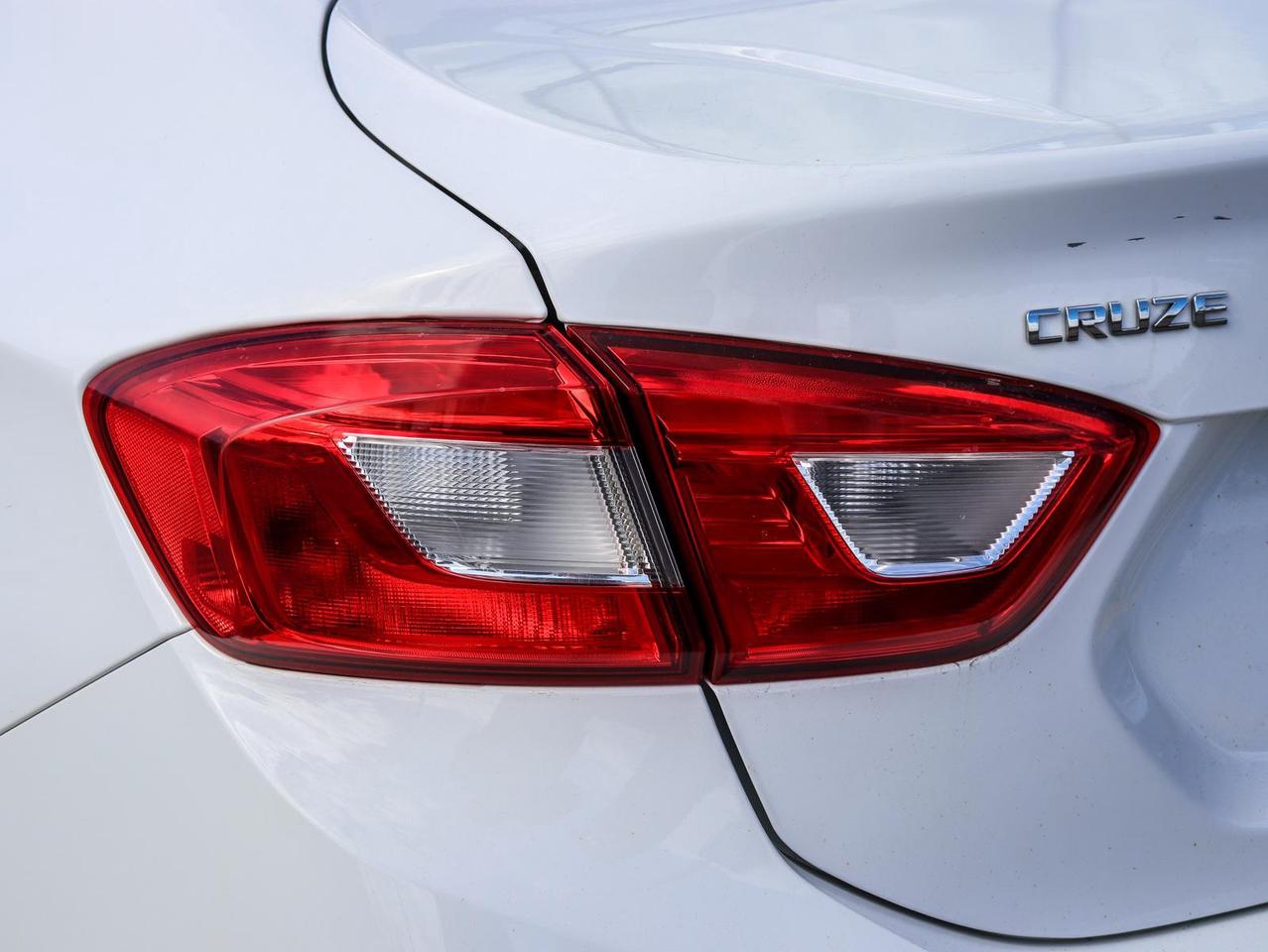 2018 Chevrolet Cruze LT Auto 4dr Sedan Photo
