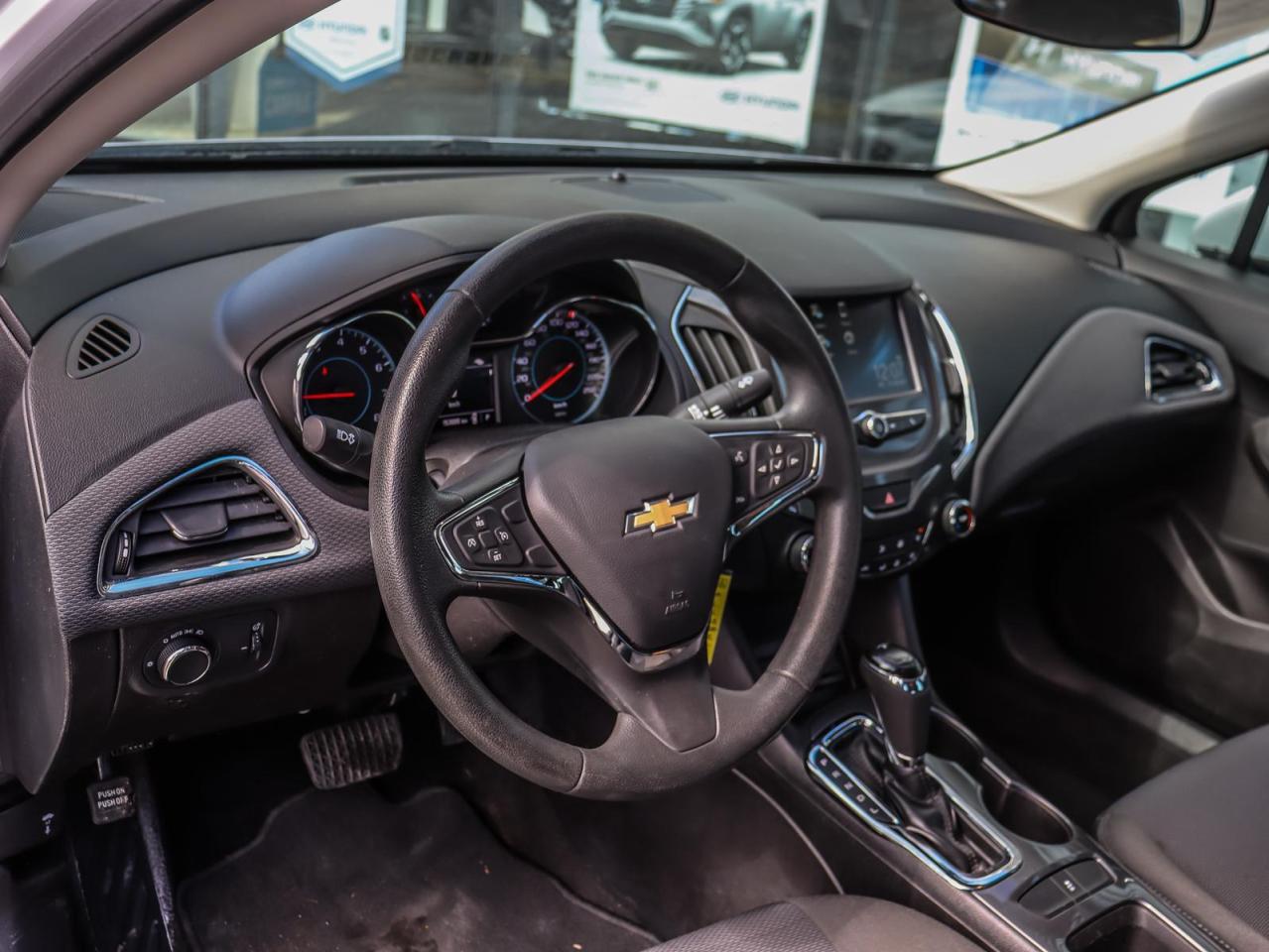 2018 Chevrolet Cruze LT Auto 4dr Sedan Photo