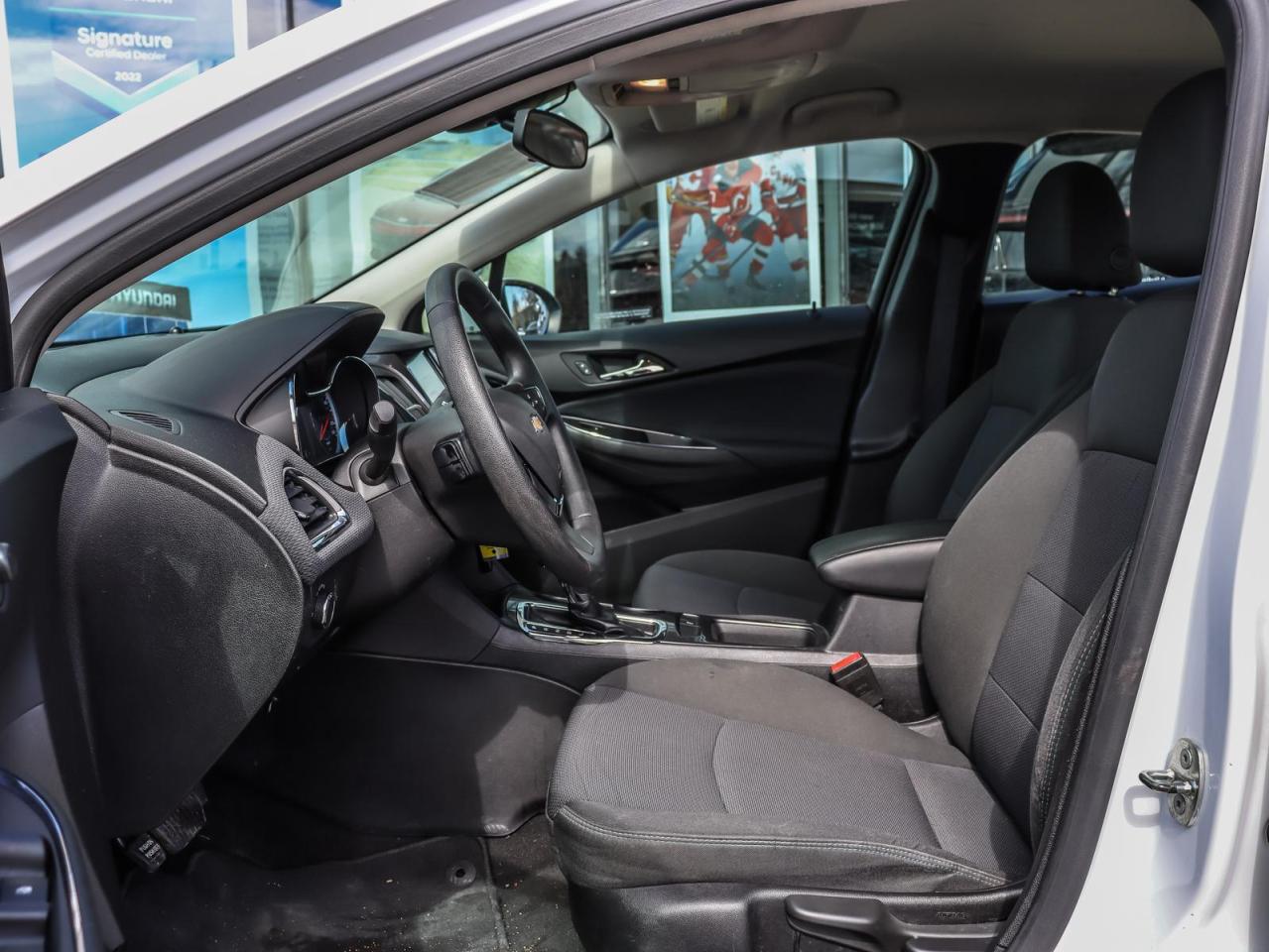 2018 Chevrolet Cruze LT Auto 4dr Sedan Photo