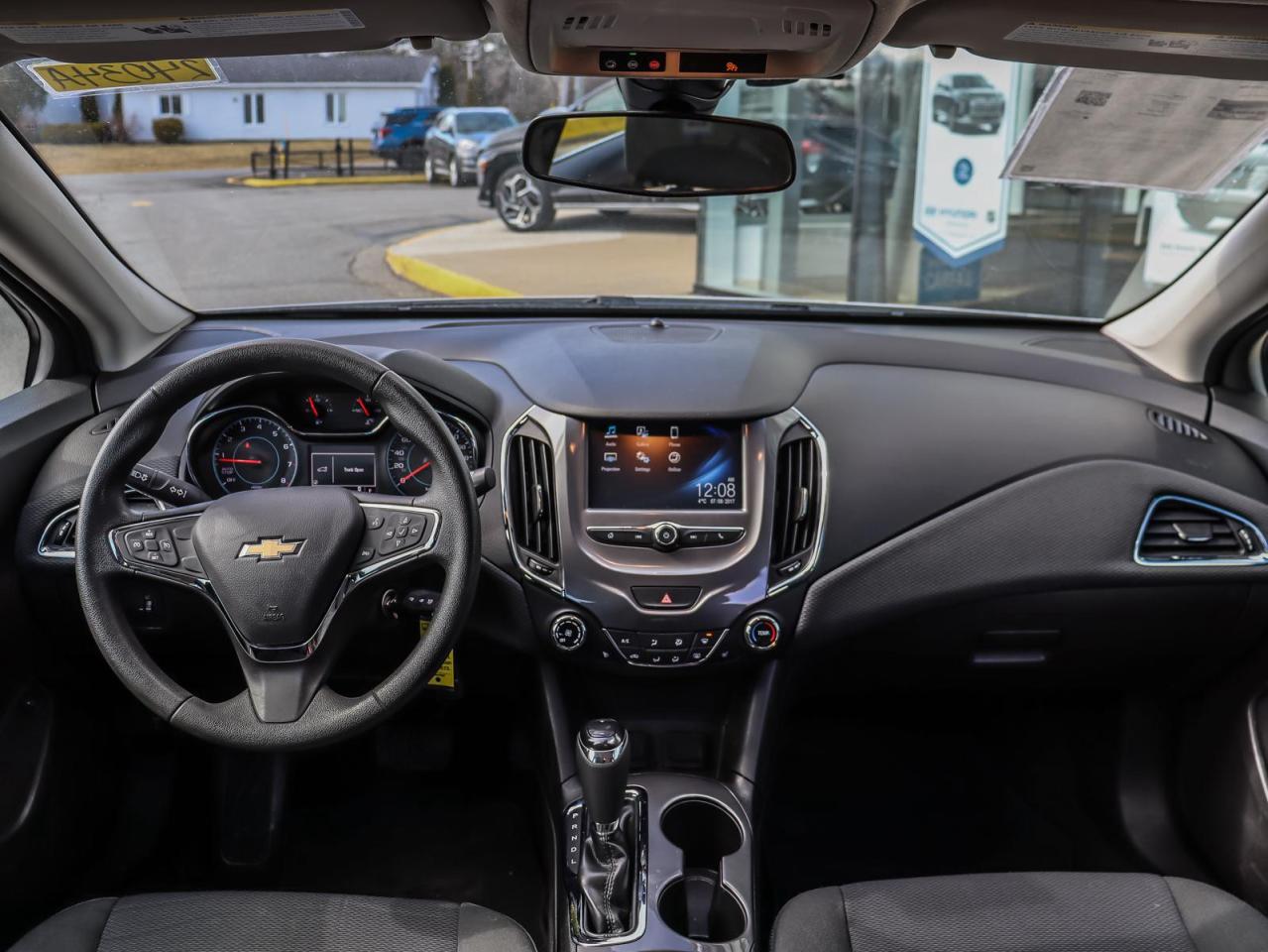 2018 Chevrolet Cruze LT Auto 4dr Sedan Photo