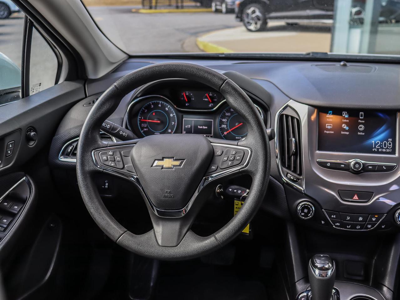 2018 Chevrolet Cruze LT Auto 4dr Sedan Photo