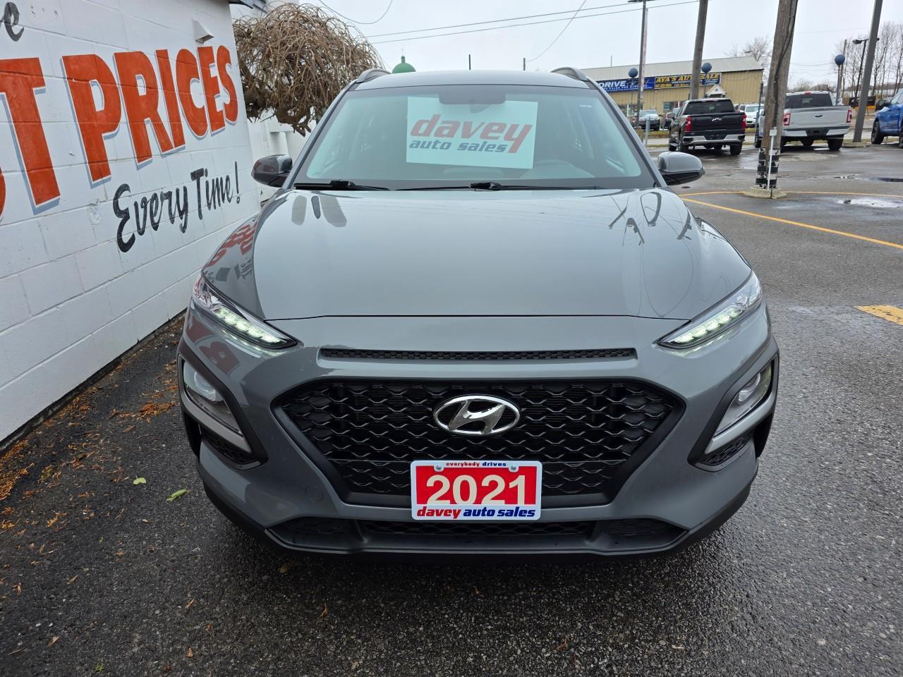 2021 Hyundai KONA 2.0L Essential 4dr Front-Wheel Drive Photo
