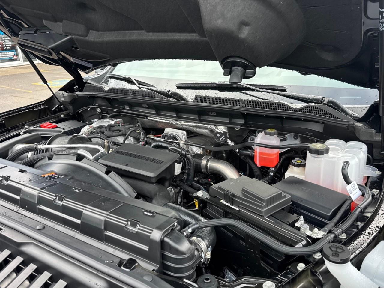 2026 GMC SIERRA 2500HD Crew Cab Standard Box 4-Wheel Drive Denali Ultimate Photo