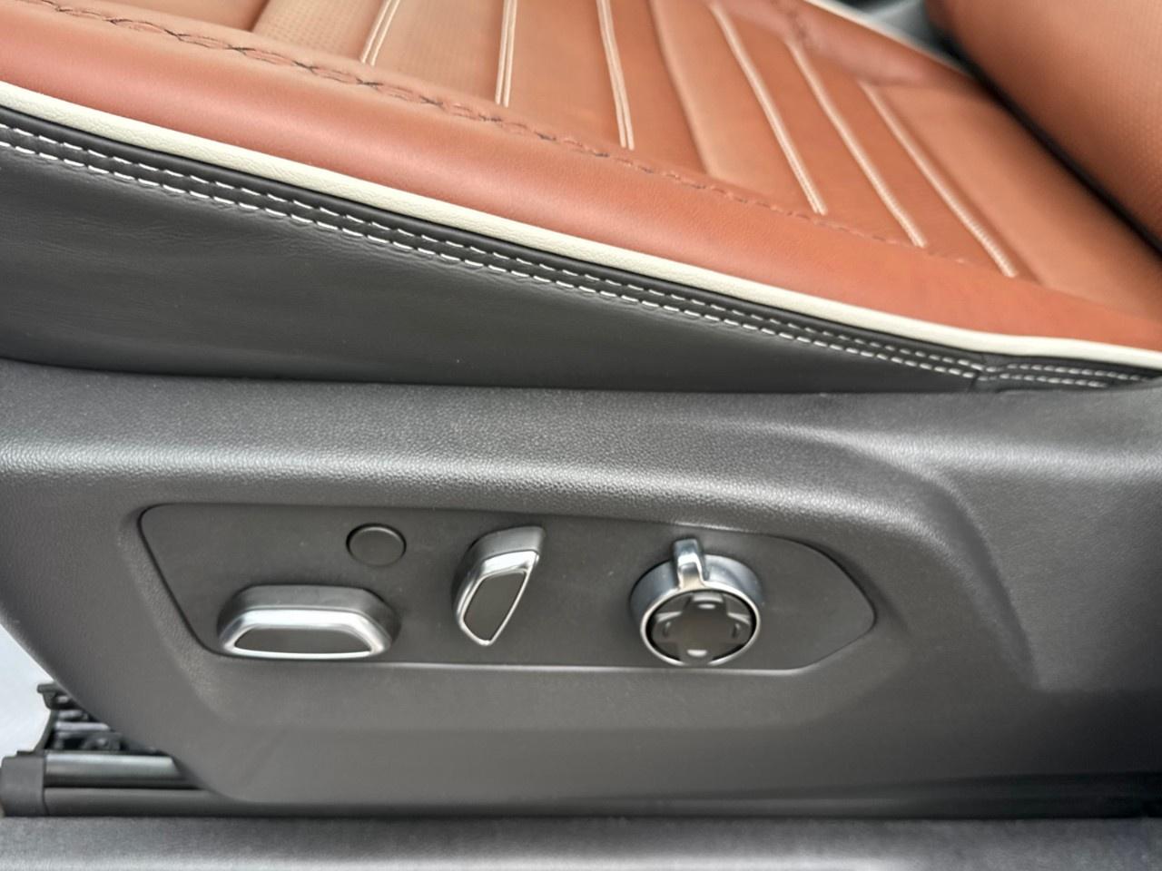 2026 GMC SIERRA 2500HD Crew Cab Standard Box 4-Wheel Drive Denali Ultimate Photo