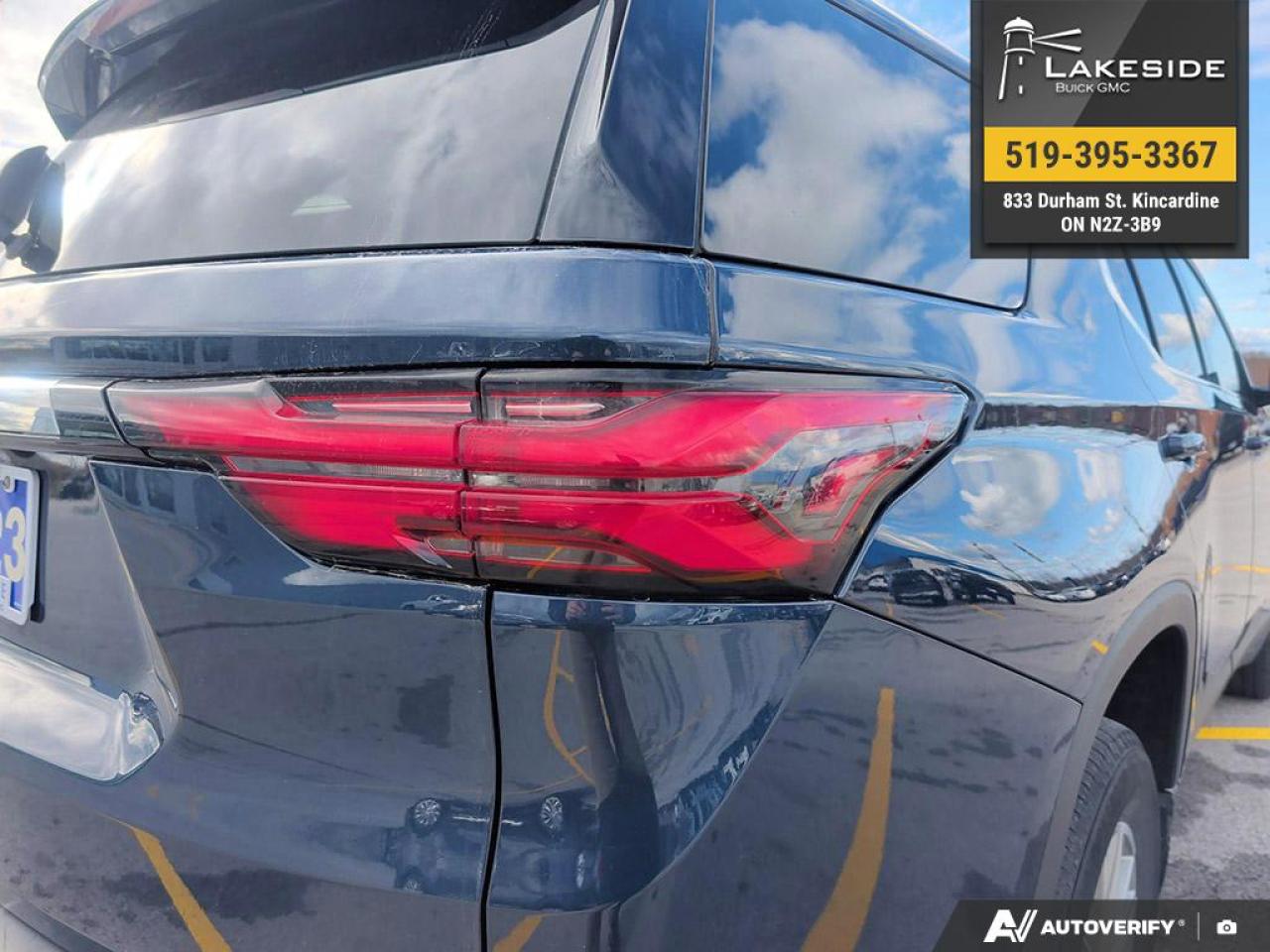 2023 Chevrolet Traverse LT Cloth All-Wheel Drive Photo