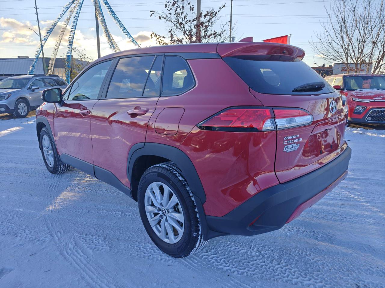 2024 Toyota Corolla Cross LE 4dr All-Wheel Drive Photo