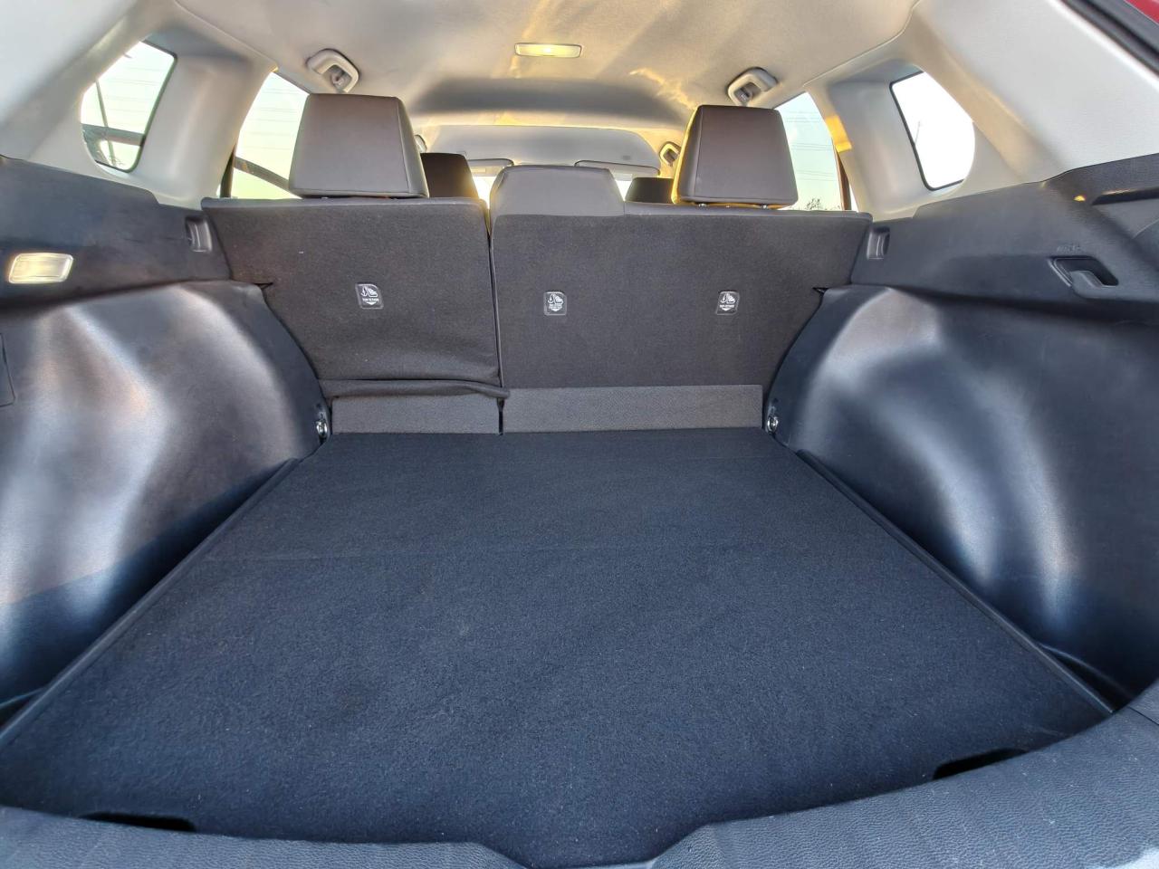 2024 Toyota Corolla Cross LE 4dr All-Wheel Drive Photo