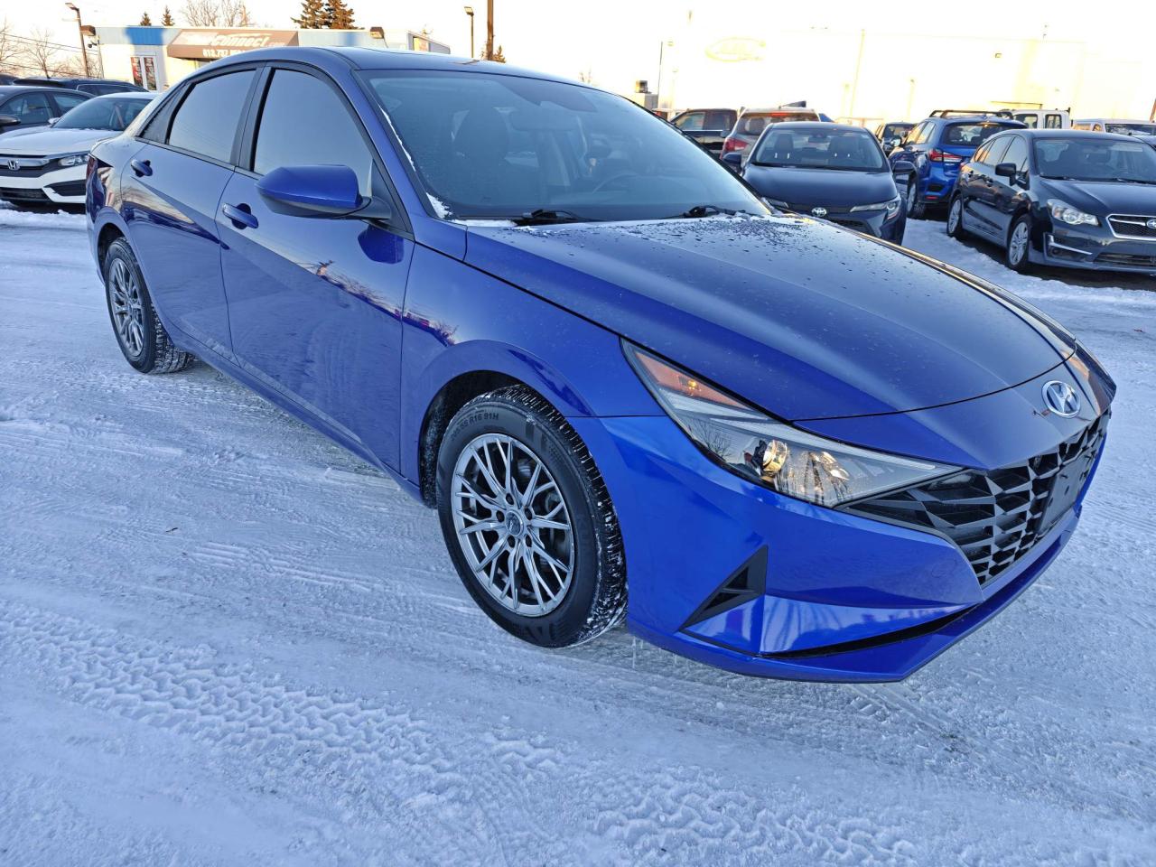 2023 Hyundai Elantra Preferred w/Tech Pkg 4dr Sedan Photo