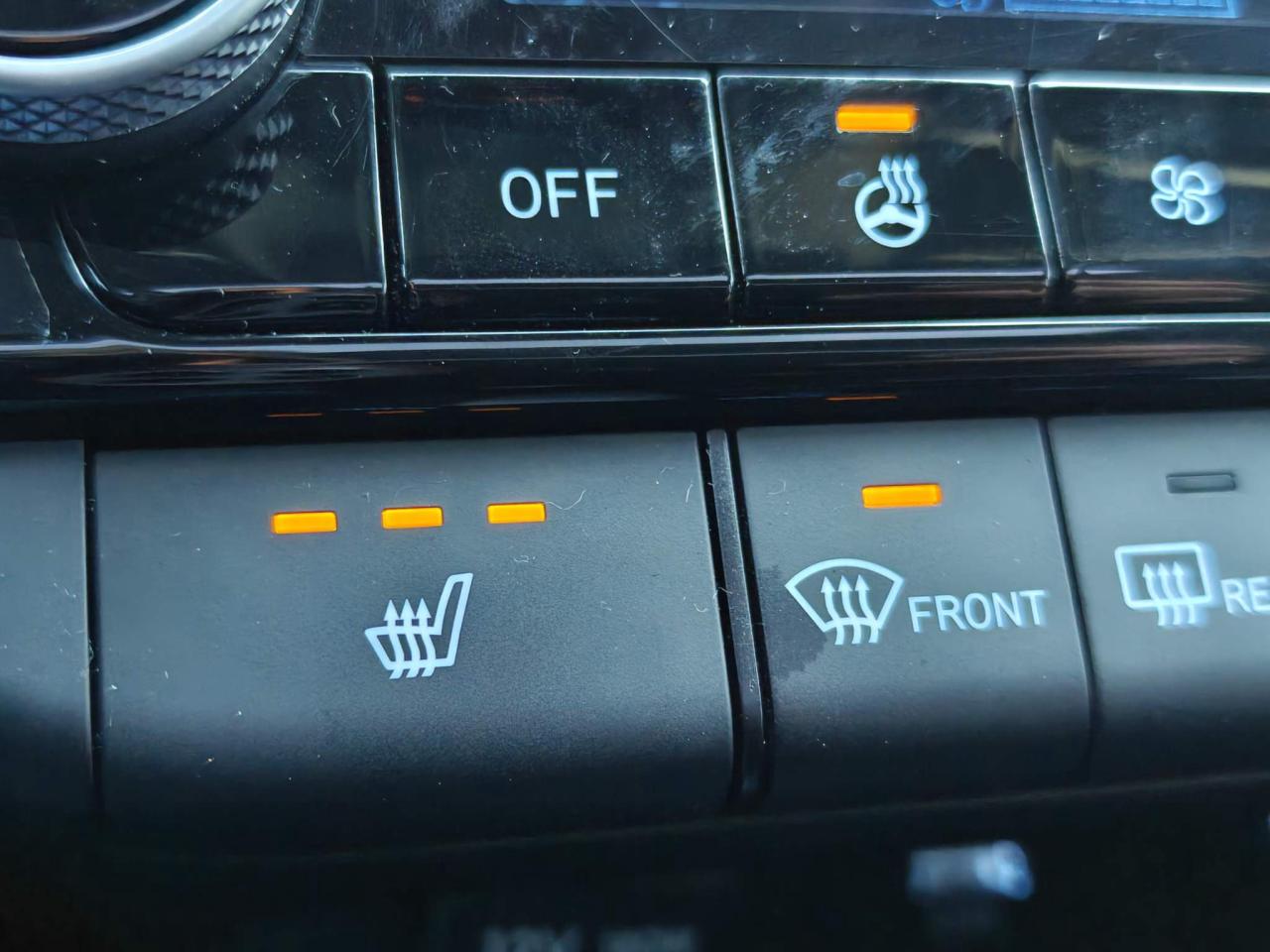 2023 Hyundai Elantra Preferred w/Tech Pkg 4dr Sedan Photo