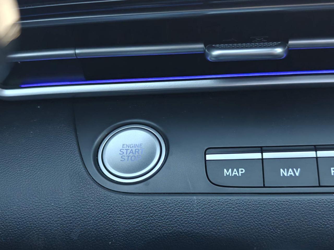 2023 Hyundai Elantra Preferred w/Tech Pkg 4dr Sedan Photo